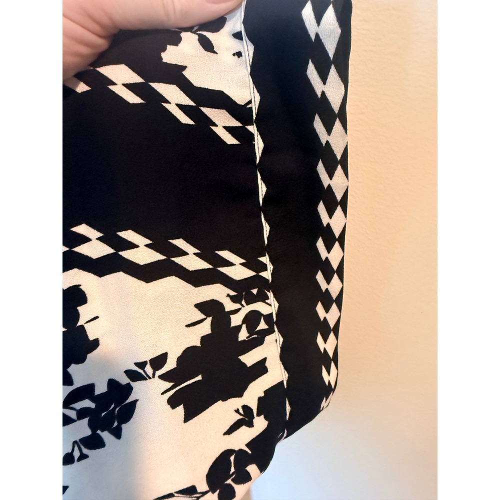 Cabi 6369 Black White Floral Geometric Faux Wrap Midi Dress Womens Medium - Picture 7 of 9